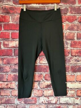 Nike One Dri-FIT High-Rise Crop Leggings